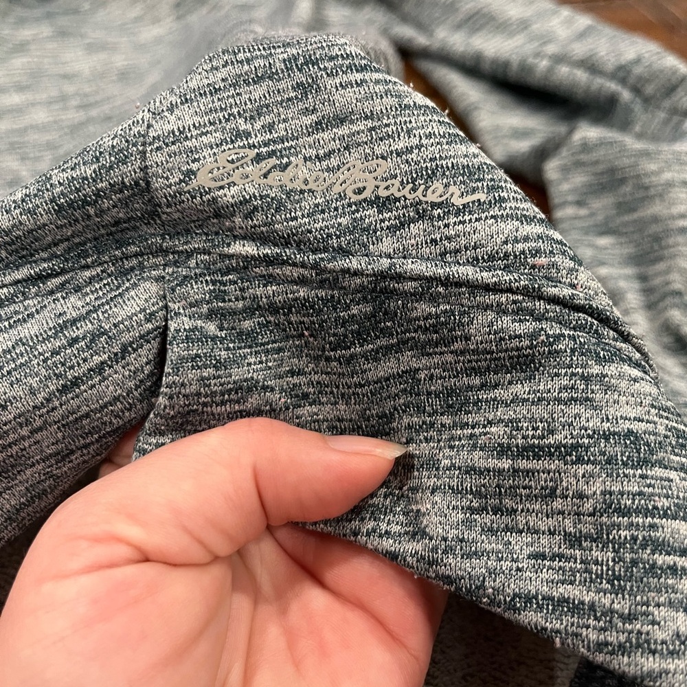 Eddie Bauer cowl neck - Picture 3 of 3